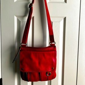 Fossil Red Leather Morgan Travel Crossbody Bag